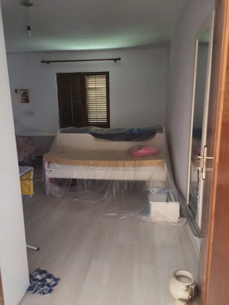 Tirane, jepet me qera Vile 2+1+Aneks+Ballkon Kati 2, 120 m² 500 € (Kamez)