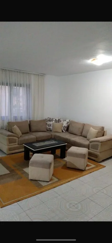 Tirane, jepet me qera apartament 2+1+Aneks+Ballkon , 70 m² 500 € (VASIL SHANTO rr.sulejman delvina)