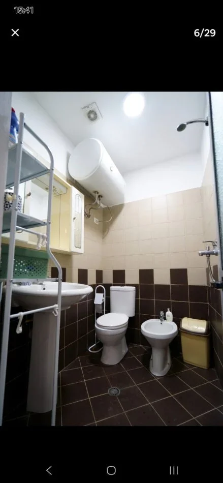 Tirane, jap me qera garsonier Kati 0, 30 m² 300 € (Perballe parlamentit Rruga Jeronim De Rada)