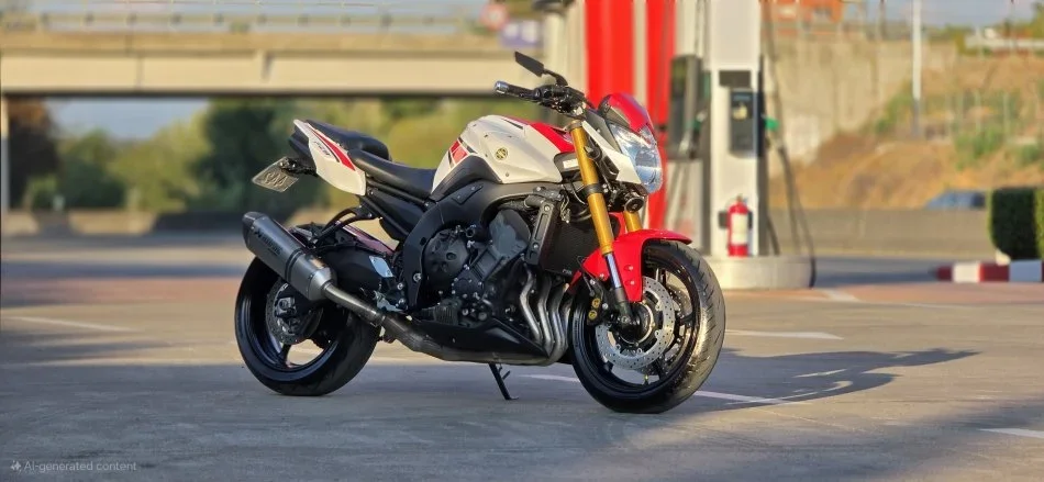 YAMAHA FZ8 WGP 50th Anniversary Edition 77, Durres, shitet motor sportiv , 38.000 km