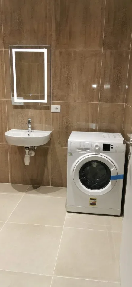 Tirane, jepet me qera apartament 2+1 Kati 4, 120 m² 600 € (Rruga Kongresi i Manastirit)