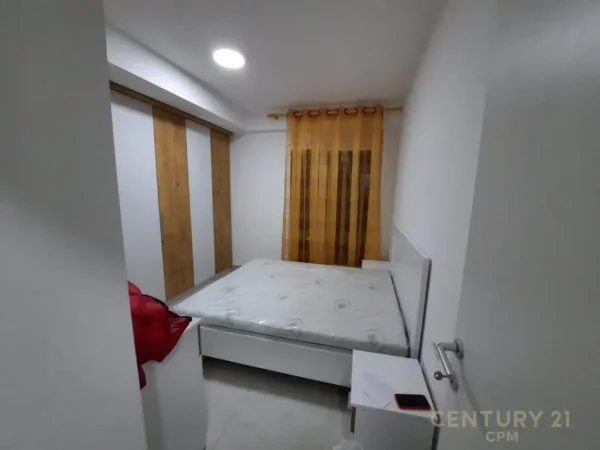 Tirane, jepet me qera apartament 1+1 Kati 4, 70 m² 600 € (21 Dhjetori)