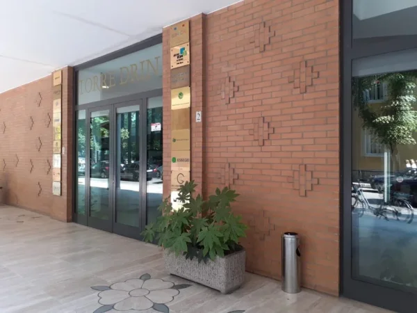 SHITET DYQAN 40 m²  (SHESHI SKENDERBEJ) 185.000 €