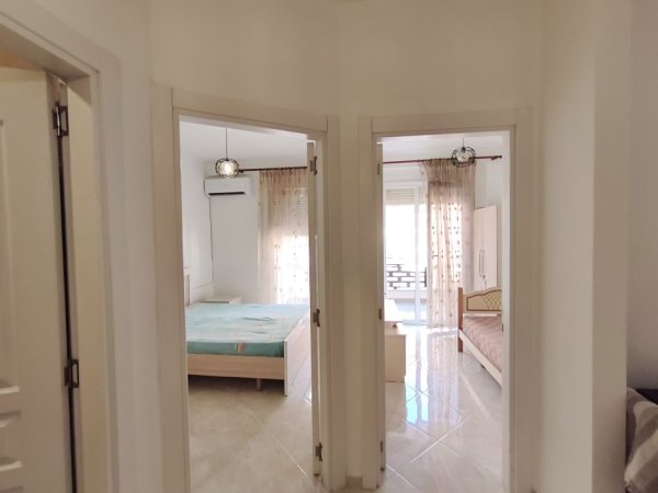 Tirane, jepet me qera apartament 2+1+Ballkon Kati 7, 80 m² 500 € (Rruga Bedri Karapici)