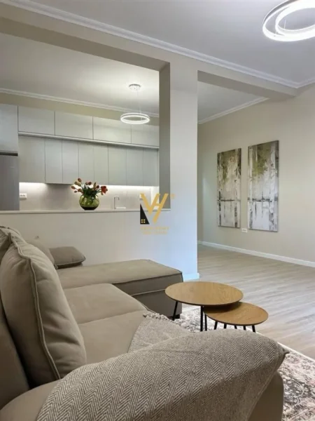 Tirane, jepet me qera apartament 1+1+Ballkon Kati 1, 70 m² 550 € (OXHAKU)