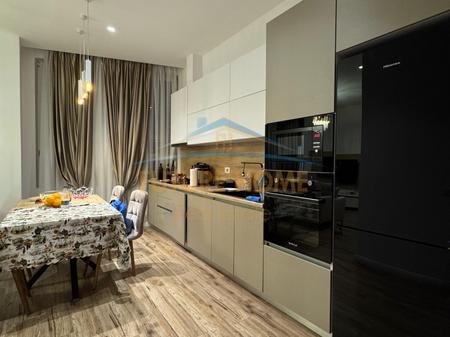 Tirane, shitet apartament 2+1 Kati 0, 87 m² 17.400.000 € 