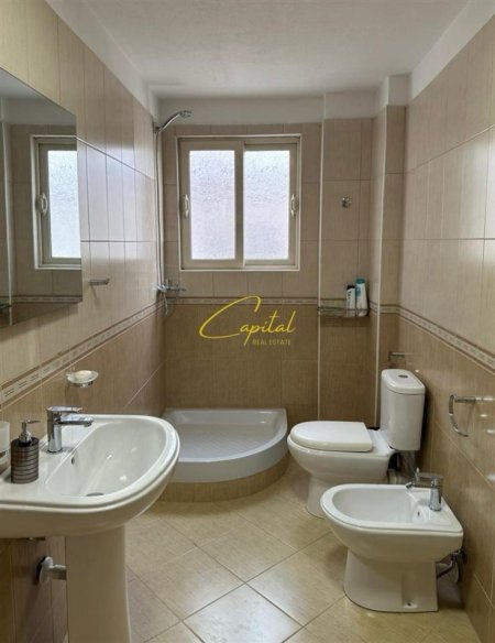 Tirane, jepet me qera apartament 2+1 Kati 6, 90 m² 550 € (FRESKU)