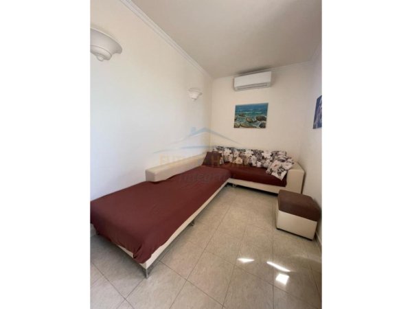 Tirane, jepet me qera apartament 2+1 Kati 9, 80 m² 600 € (Shkolla e Baletit , Rruga Petro Nini Luarasi)