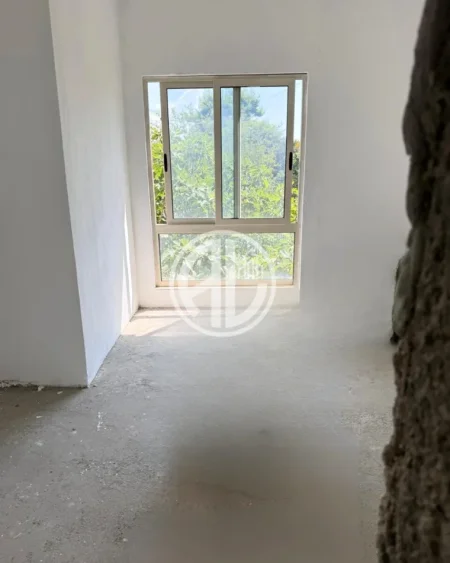 Durres, jepet me qera 1+1 Kati 1, 65.800 € 