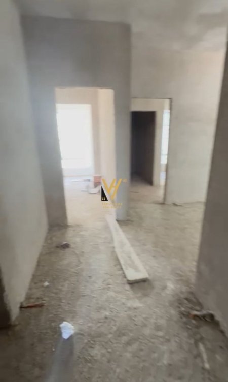 Tirane, shitet apartament 2+1+Ballkon Kati 4, 103 m² 165.000 € (SPLENDOR, PORCELAN)