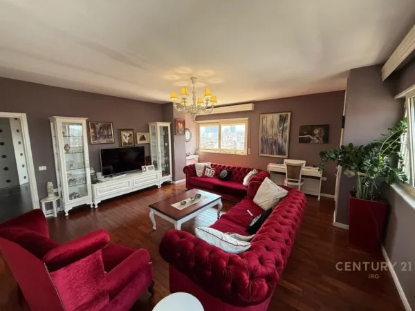 Tirane, shes apartament+verande | Penthouse 5+1 Kati 8, 270 m² 650.000 € (Hipoteka)