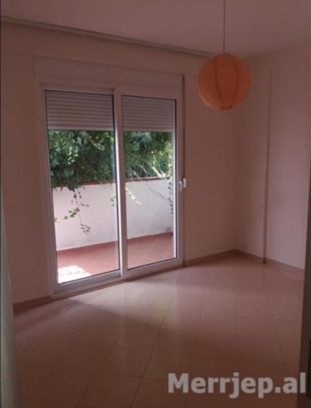 Tirane, shitet apartament , 160 m² 280.000 € (Kodra e Diellit)