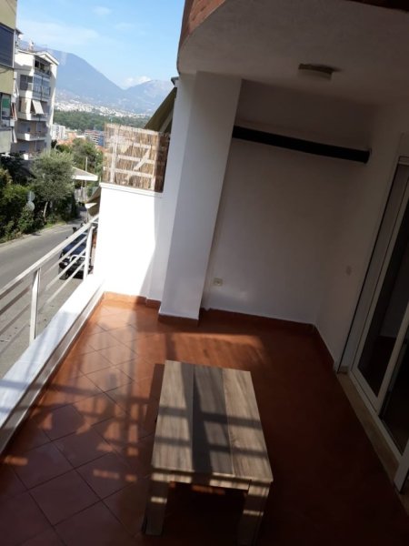 Tirane, shitet apartament , 160 m² 280.000 € (Kodra e Diellit)