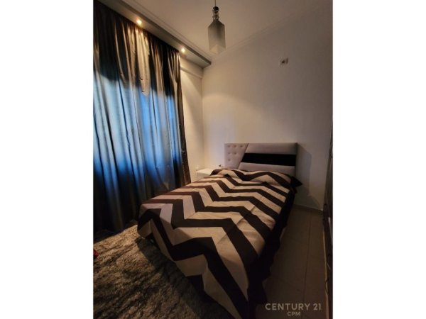 Tirane, jepet me qera apartament 2+1 Kati 2, 80 m² 500 € (Astir)