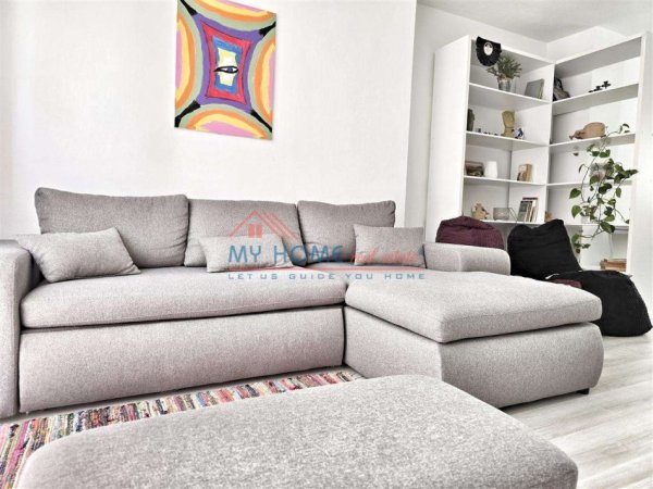 Tirane, jepet me qera apartament 1+1+Ballkon Kati 2, 65 m² 600 € (Pazari i Ri)