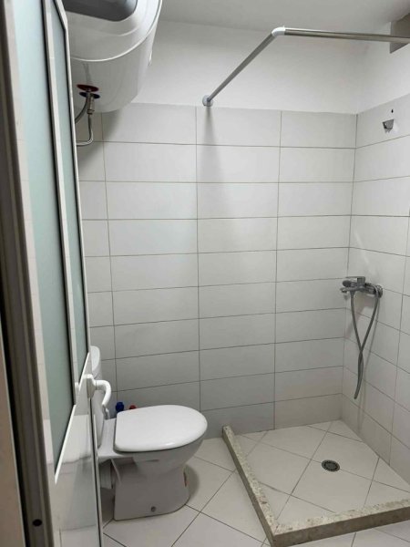 Tirane, shitet garsonier 1+1 Kati 1, 48 m² 86.000 € (Rruga Dritan Hoxha)