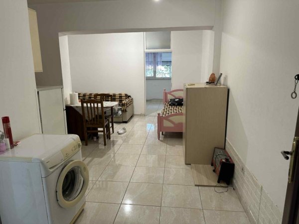 Tirane, shitet garsonier 1+1 Kati 1, 48 m² 86.000 € (Rruga Dritan Hoxha)