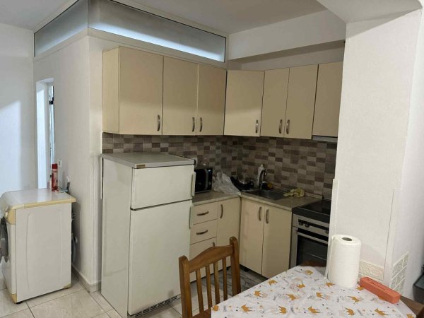 Tirane, shitet garsonier 1+1 Kati 1, 48 m² 86.000 € (Rruga Dritan Hoxha)