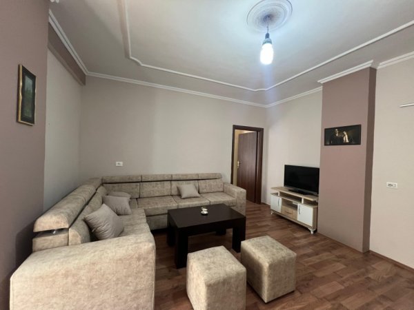 JEPET ME QIRA Apartament 2+1+2  📍Don Bosko, prane Hotel Ferrarit  🏢Kati: 2, me ashensor  💶600€/Muaj