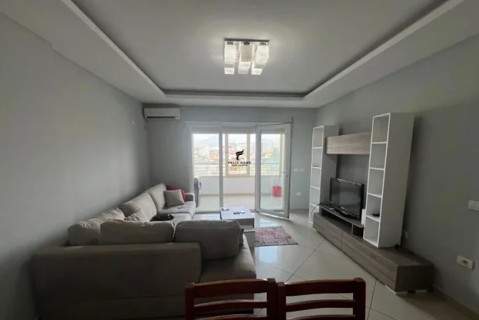 Tirane, jepet me qera apartament 1+1 Kati 2, 75 m² 450 € (SIPER BAR OSLO)