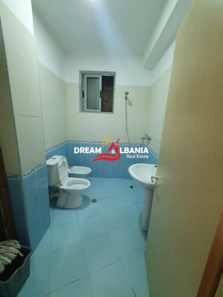 Tirane, jepet me qera apartament 2+1 Kati 2, 77 m² 450 € (ne Fresk prane furre buke Melisa)