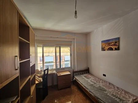 Tirane, shitet apartament 3+1+Ballkon Kati 6, 128 m² 190.000 € (Unaza e Re, prane rotondos)