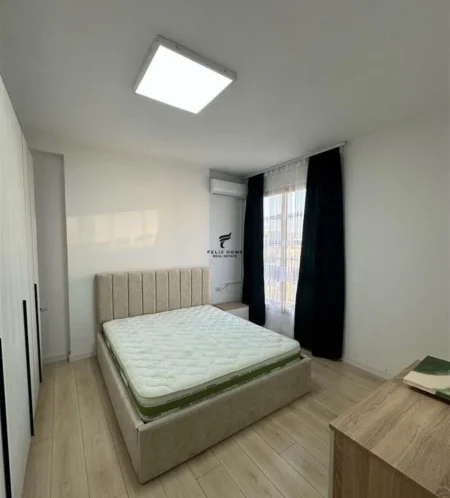 Tirane, jepet me qera apartament 2+1 , 75 m² 650 € (FUSHA AVIACIONIT)