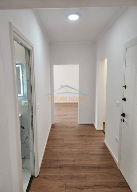 Tirane, shes apartament 1+1+Ballkon Kati 4, 51 m² 95.000 € (Porcelan)