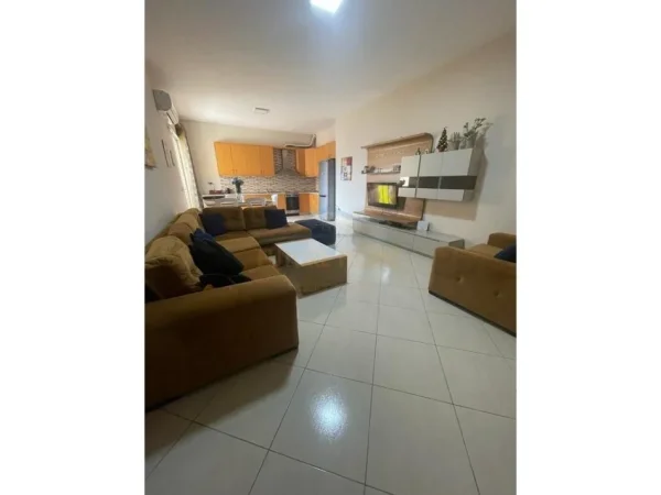 Tirane, shitet apartament 2+1 Kati 6, 116 m² 260.000 € 
