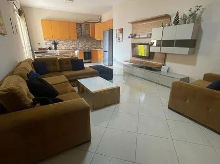 Tirane, shitet apartament 2+1+Post Parkimi+Ballkon Kati 6, 116 m² 260.000 € (Bulevardi Gjergj Fishta)