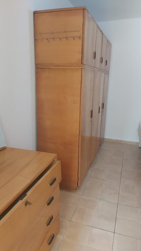 Tirane, jepet me qera Shtepi 1+1 Kati 0, 62 m²