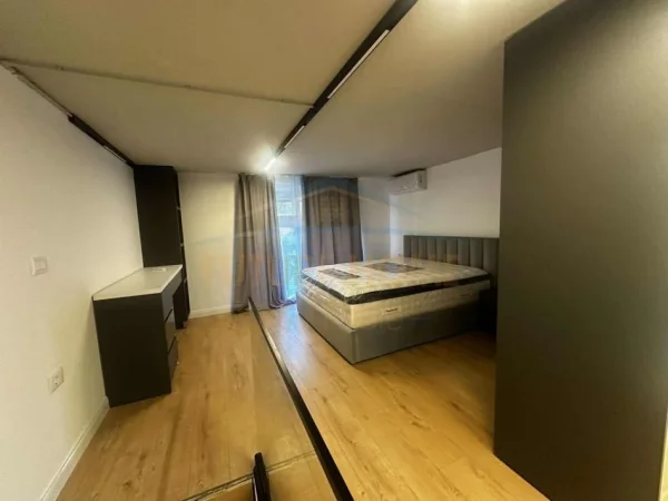 Shitet, Duplex, Golden Park, Tirane.