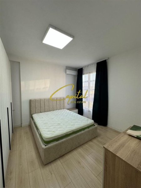 Tirane, jepet me qera apartament 2+1 Kati 8, 103 m² 650 € (ISH FUSHA AVIACIONIT)