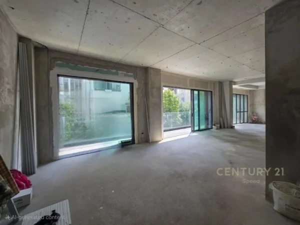 Tirane, jepet me qera zyre Kati 1, 136 m² 2.500 € (Rruga e Kosovareve)