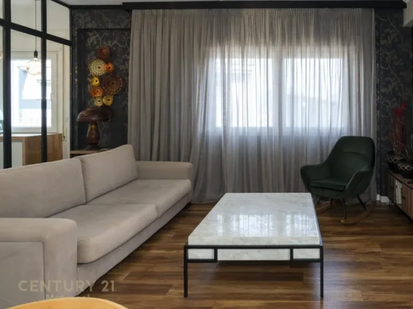 Tirane, shitet apartament 2+1 Kati 3, 109 m² 220.000 € (KOPSHTI BOTANIK)