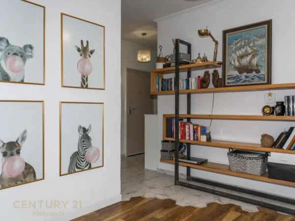 Tirane, shitet apartament 2+1 Kati 3, 109 m² 220.000 € (KOPSHTI BOTANIK)