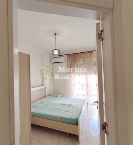 Tirane, jepet me qera apartament 2+1 Kati 7, 80 m² 500 € (Golden Park)