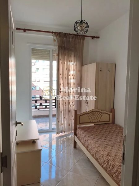 Tirane, jepet me qera apartament 2+1 Kati 7, 80 m² 500 € (Golden Park)