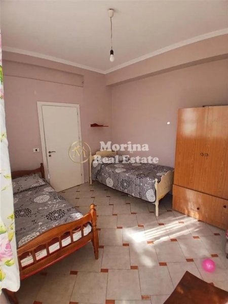 Tirane, jepet me qera apartament 2+1 Kati 2, 70 m² 400 € (Selite)