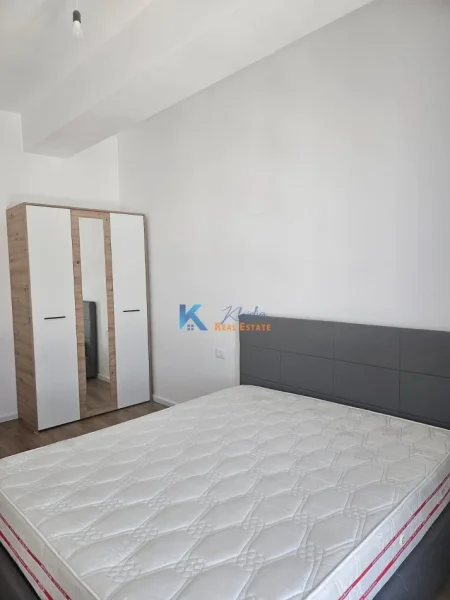 Tirane, jap me qera apartament 1+1+Ballkon Kati 7, 61 m² 410 € (Ali Dem, kompleks Kaimi)