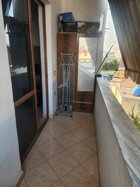 Tirane, shitet apartament 1+1 Kati 3, 124.500 € 