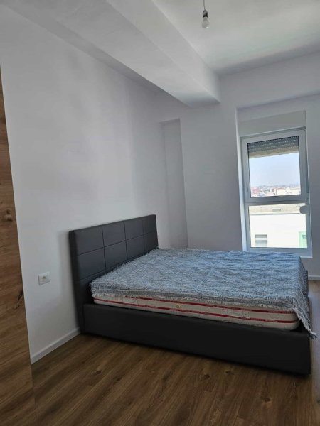 Tirane, jepet me qera apartament 1+1+Ballkon Kati 7, 62 m² 450 € (Kompleksi Kaimi)