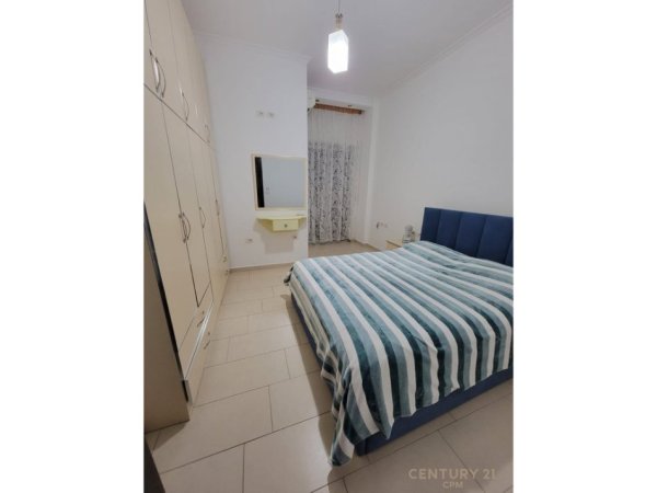 Tirane, jap me qera apartament 2+1 Kati 1, 80 m² 500 € (Prane Hotel Marinaj)