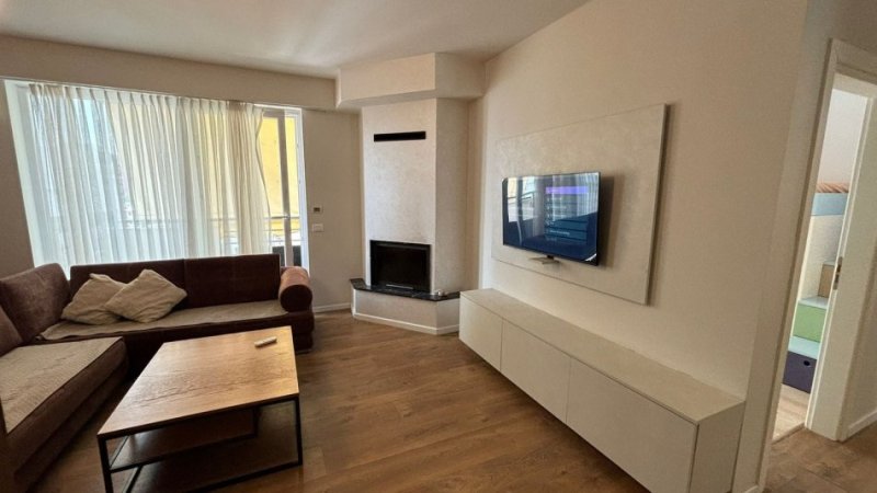 Tirane, jepet me qera apartament 2+1+Ballkon Kati 6, 100 m² 650 € (Rruga 5 Maji)