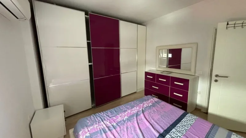 Tirane, jepet me qera apartament 2+1+Ballkon Kati 6, 100 m² 650 € (Rruga 5 Maji)