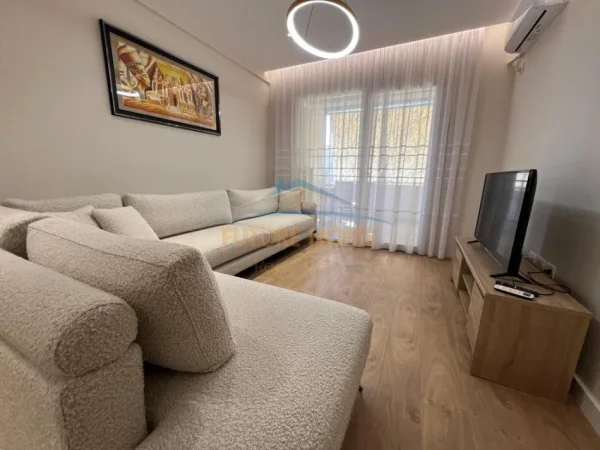0683487469 Tirane, jepet me qera apartament 2+1 Kati 3, 94 m² 1.200 € (Komuna e Parisit , Kika 2)