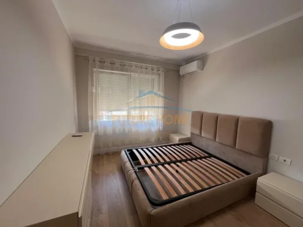 0683487469 Tirane, jepet me qera apartament 2+1 Kati 3, 94 m² 1.200 € (Komuna e Parisit , Kika 2)