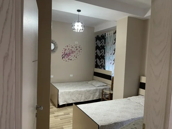 Tirane, jepet me qera apartament 2+1+Ballkon Kati 8, 115 m² 550 € (Astir, Bar Oslo)