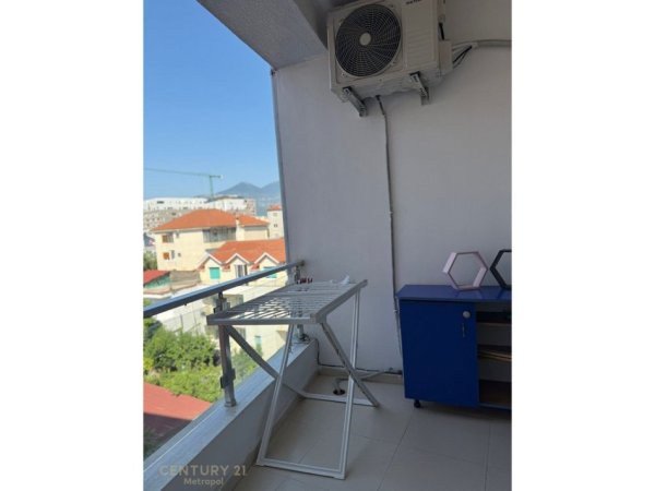 Tirane, jap me qera apartament 2+1 Kati 3, 85 m² 600 € (21 Dhjetori)