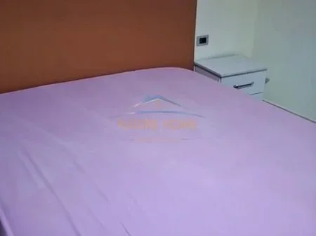 Tirane, jepet me qera apartament 1+1 Kati 1, 70 m² 350 € 